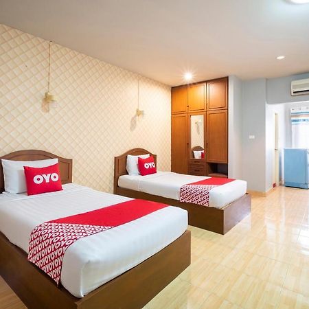 Oyo 663 Green Beach Room Pattaya Exterior photo